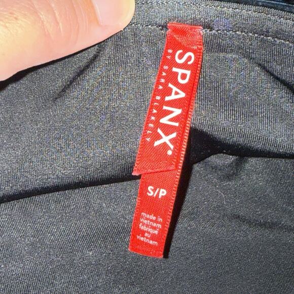 Spanx Women’s Faux Patent Leather Leggings Black Size Small - Picture 4 of 5